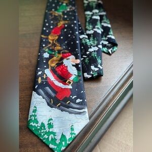 Hallmark Christmas Neck Tie Skiing Santa